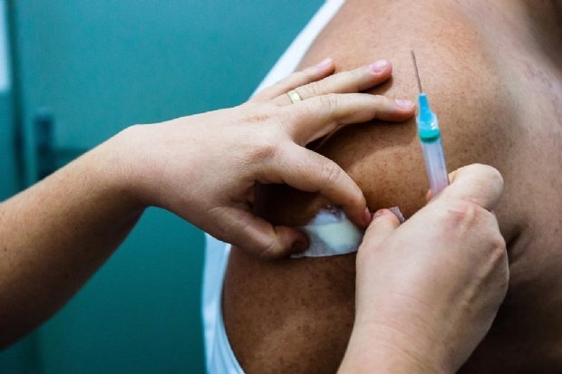 Campanha de vacinao contra o sarampo para pblico de 20 a 29 anos termina dia 30