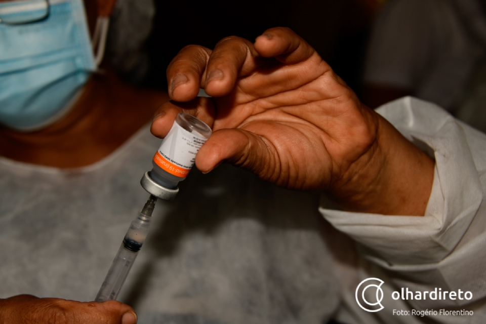Vacinmetro: MT tem metade da populao vacinada com 1 dose e 20% totalmente imunizada