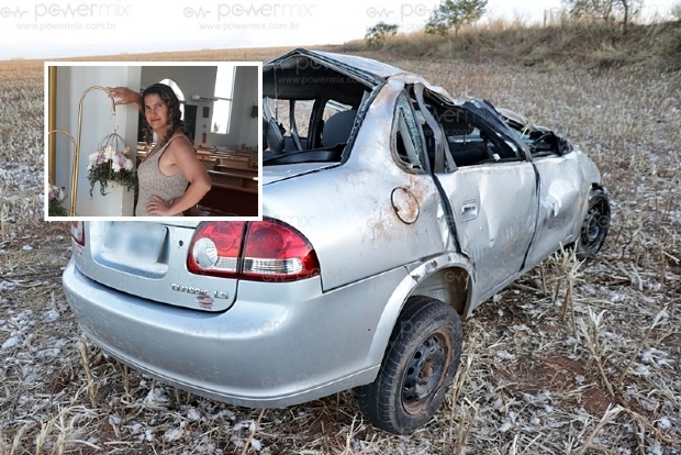 Mulher morre e outras quatro pessoas ficam feridas aps carro capotar diversas vezes;  fotos 