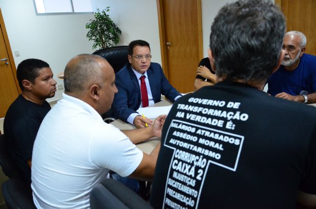 Botelho recebe Frum Sindical e promete audincias pblicas para discutir projeto de teto salarial