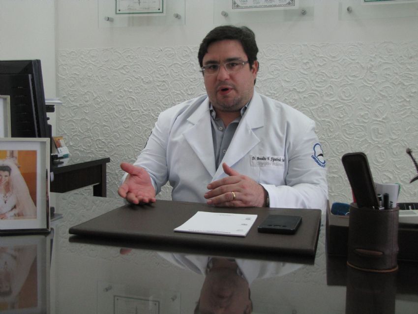 Cuiabano que já fez 15 cirurgias plásticas na Bolívia conta suas