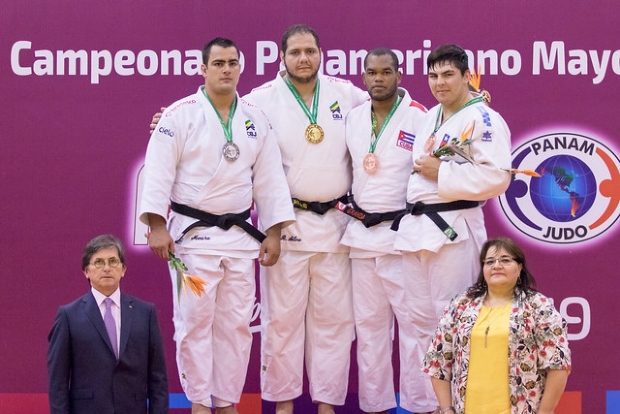 Judoca mato-grossense David Moura ganha prata no Pan-americano e brasileiro leva ouro
