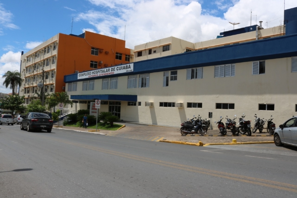 Palestras no Complexo Hospitalar de Cuiab aborda auto cuidado e sade mental