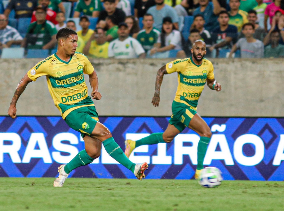 Cuiab enfrenta o Fluminense neste sbado; veja retrospecto