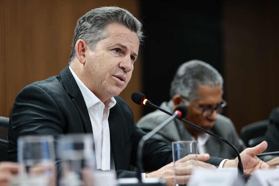 Brasileiros no podem comprar uma reforma sem saber qual o valor, diz Mauro ao cobrar definio de alquota
