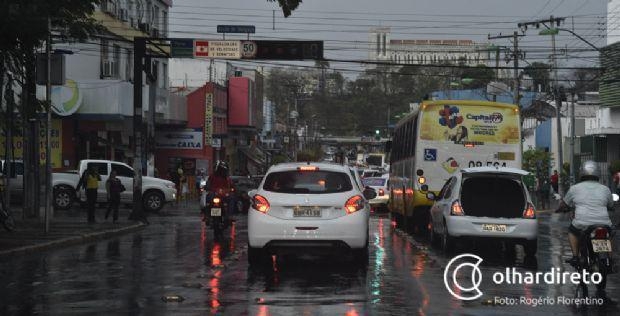 Previso indica muita chuva durante toda a semana em Cuiab; CPTEC emite alerta para o Estado