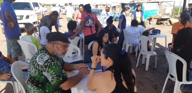 Prefeitura realiza mutiro social para atender 39 famlias alocadas em Chapada dos Guimares