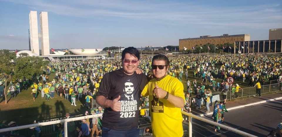 Filho de ex-deputado mato-grossense  intubado com Covid-19 dias aps participar de ato pr-Bolsonaro em Braslia