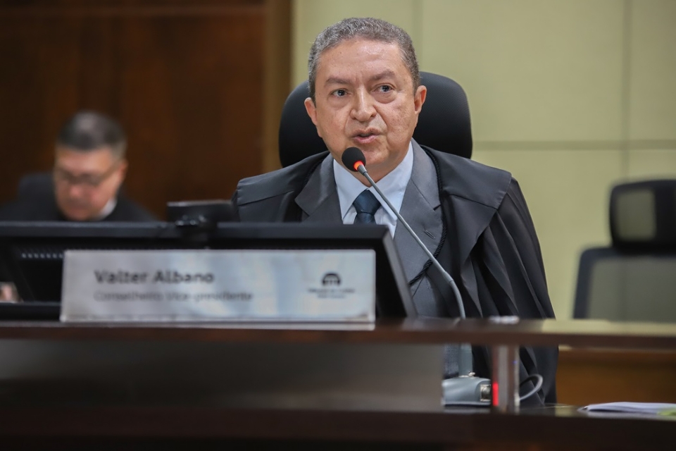 TCE aprova parecer favorvel as contas de Mauro; relator cita crescimento no patamar de investimentos
