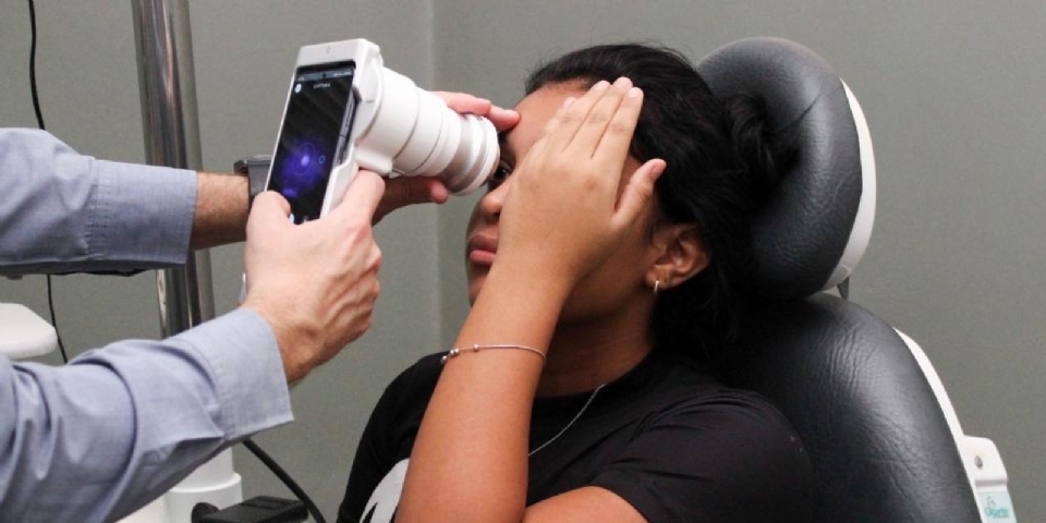 SES realiza exames oftalmolgicos com aparelho porttil que facilita diagnstico