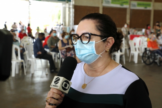 Coordenadora de Vigilncia Epidemiolgica esclarece questionamentos sobre o procedimento de vacinao em Cuiab