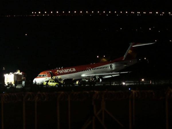 Avio faz pouso de emergncia no aeroporto JK, em Braslia