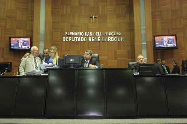 Sem tempo hbil, Assembleia empurra para 2017 votao da Reforma Tributria