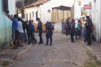 Polcia monta companhia militar no 'Beco do candeeiro' para preveno de crimes na regio central
