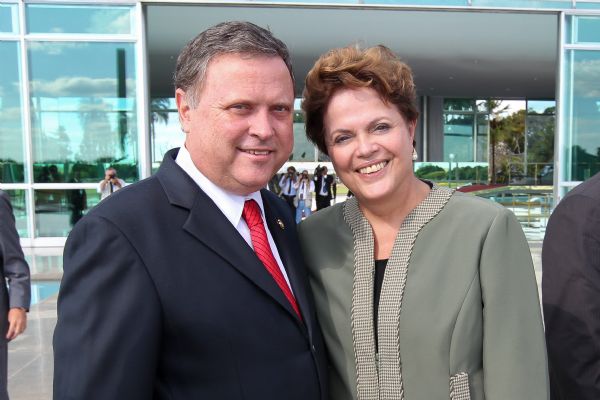 Blairo Maggi  visto por aliados como esteio da reeleio da presidenta Dilma Rousseff (PT), no Centro-Oeste