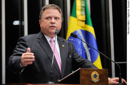 Senador lembra aniversrio da capital de Mato Grosso