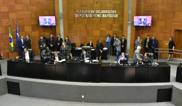 Com alterao de ltima hora, Botelho  reeleito presidente da Assembleia Legislativa