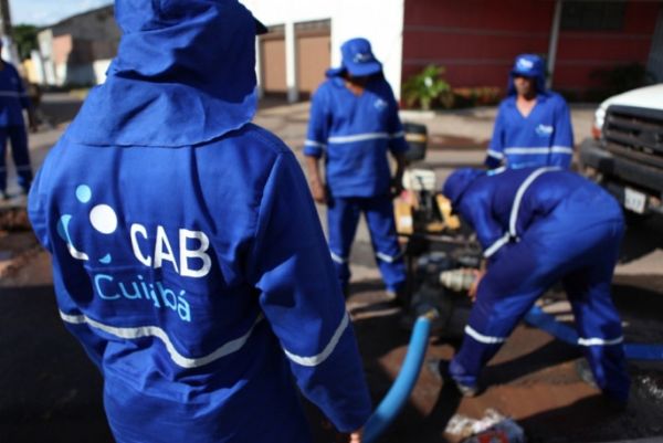 CAB cobra 90% da tarifa de esgoto em Cuiab sem aprovao da Amaes e diz que cumpre contrato de concesso