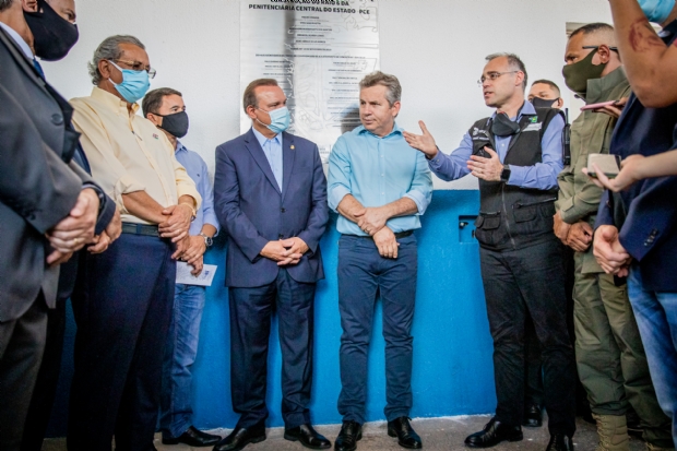 Em Cuiab, ministro Andr Mendona diz que mudana no sistema penitencirio ajuda a combater faces