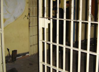 Me de detento denuncia tortura em Cadeia Pblica de Mato Grosso