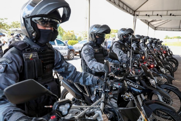 Estado entrega motocicletas  Polcia Militar e promete novos investimentos na Segurana Pblica