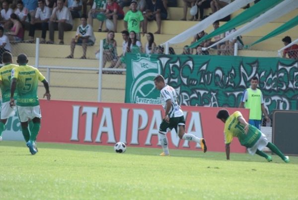No primeiro jogo, o Cuiab venceu por 1 a 0, no estdio Passo das Emas, em Lucas do Rio Verde