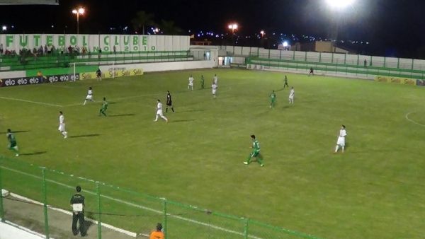 Os gols do time mato-grossense foram marcados por Felipe Alves e Egnon.