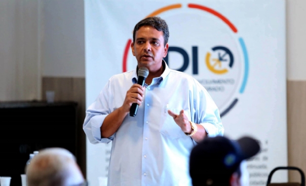 Diretor-presidente do DAE/VG, Ricardo Azevedo Arajo