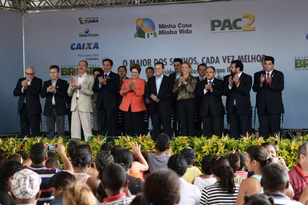 Ministros acompanham Dilma a Cuiab para reforar pr-campanha e dar visibilidade aos projetos da Unio