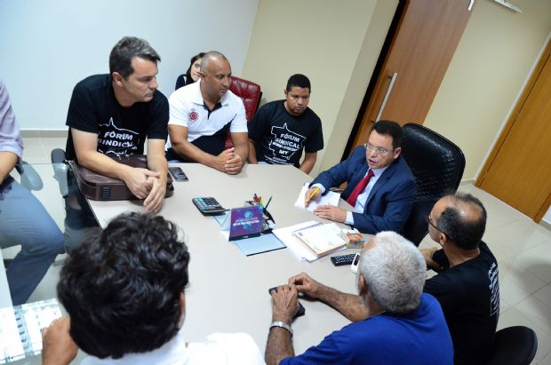 Eduardo Botelho se reuniu com Frum Sindical, em seu gabinete, nesta tera-feira (7)