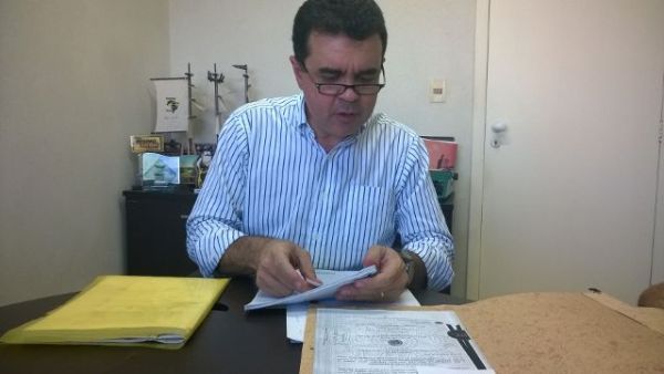 Mendona confirma amizade com Taques e instruiu filha a pedir demisso de gabinete do senador