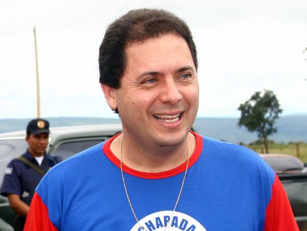 Ex-prefeito  condenado a multa de R$ 5 mil por pedir votos via Facebook