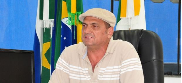 Getlio Viana tomou posse com discurso conciliador, na Prefeitura de Primavera do Leste