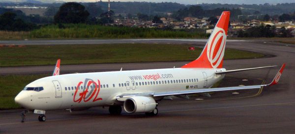 Passageiros esperam 10 horas para aterrissar em Cuiab e denunciam descaso da Gol