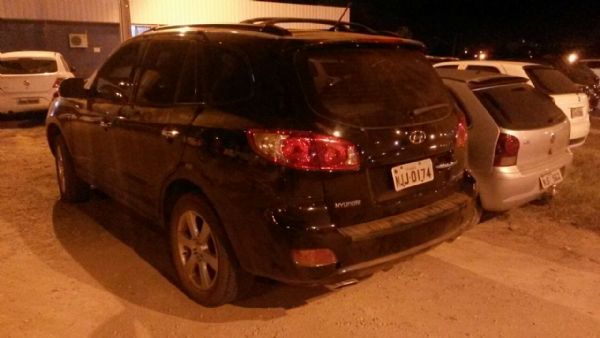 Homem cai no golpe do falso depsito de R$42 mil, mas Polcia recupera  Hyundai Santa F