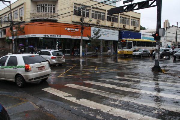Cruzamento da avenida Isaac Povoas com a Baro de Melgao deve receber tecnologia de avano de sinal