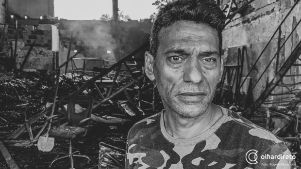 Dono de tapearia destruda por incndio estima danos em mais de R$ 400 mil: Vida inteira de prejuzo