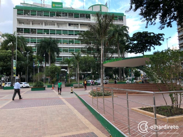 Prefeitura abre processo seletivo com 210 vagas e salrios que chegam a R$ 5 mil