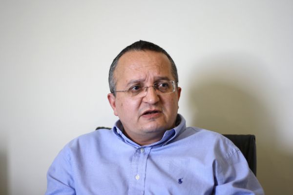 Pedro Taques ignora declaraes de Riva sobre 'escndalo das calcinhas'