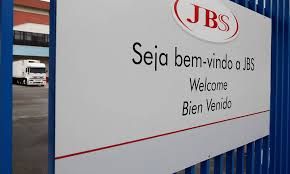 Dezenove funcionrios da JBS so levados para hospital aps vazamento de amnia