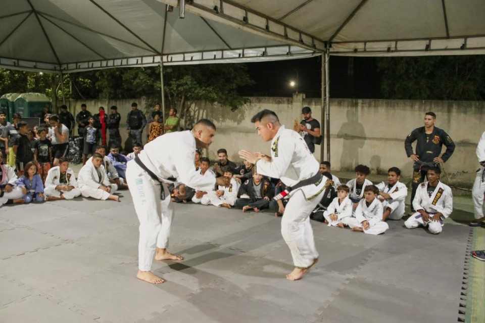 Fora Ttica inicia aulas de Jiu Jitsu para 60 crianas em Vrzea Grande