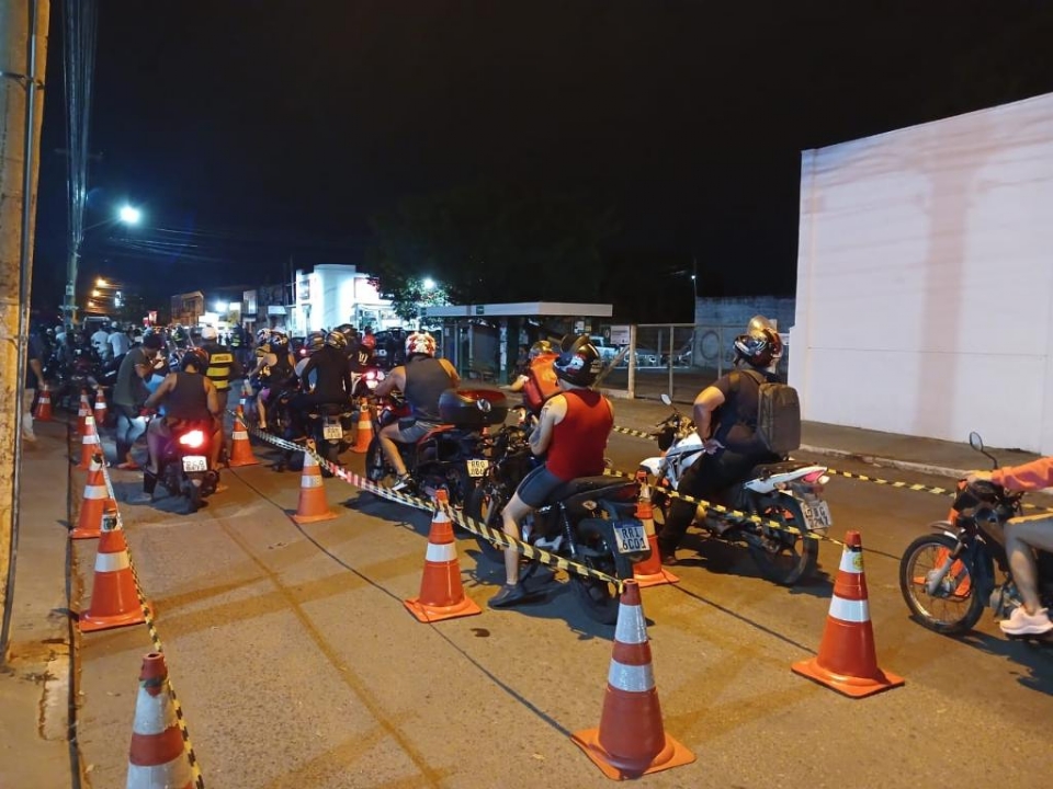 Motociclista com 120 multas e dvida de R$ 21 mil  flagrado durante Operao Lei Seca em Cuiab