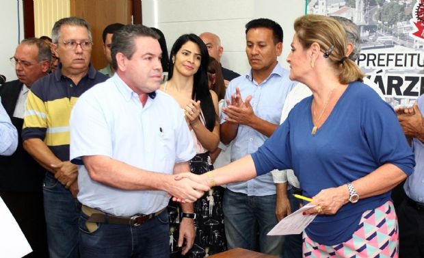 Contra candidatura de Emanuelzinho, secretrio de Lucimar puxa debandada de petebistas em VG
