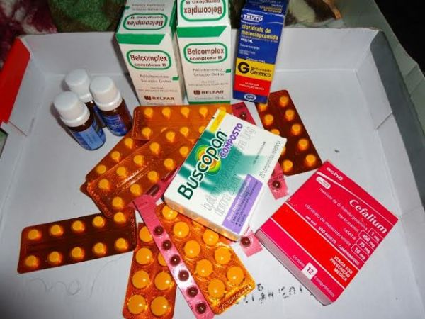 Medicamentos prescritos para Janana para tratamento de uma suposta Hansniase