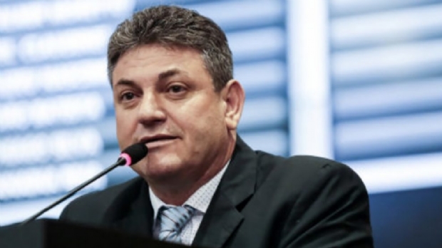 Deputado Valmir Moretto  internado com suspeita de reinfeco pela Covid-19