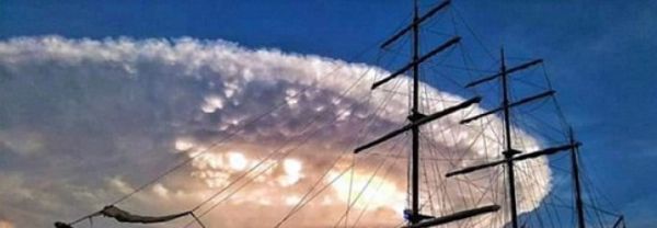 Nuvem parecida com nave de 'Independence Day' causa pnico na Colmbia