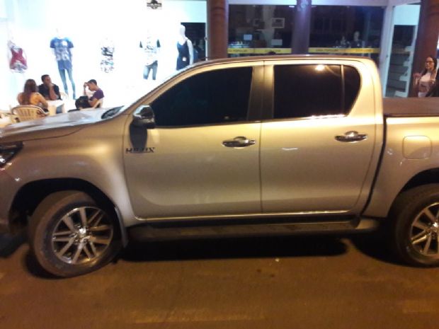 Polcia Militar recupera caminhonete Hillux avaliada em R$ 100 mil