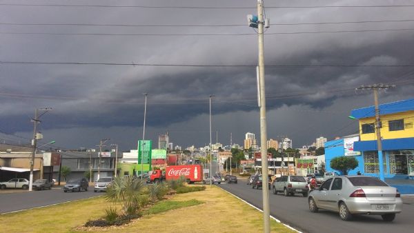 Domingo  de alerta para chuvas intensas em Mato Grosso; ventos podem chegar a 60 km/h
