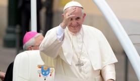Papa pede justiça e paz para mulheres vítimas de violência