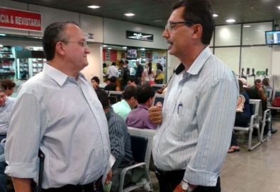 Pedro Taques e Ezequiel Fonseca negociam composio